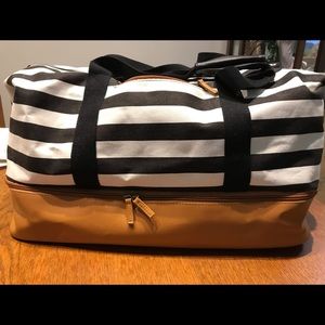 DSW Stylish Canvas Weekender Bag